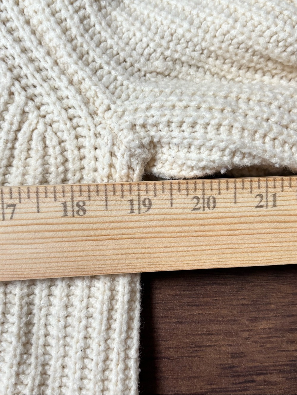 GAP Petite Small Cream Ribbed Puff Sleeve Cardigan - Picture 7 of 7